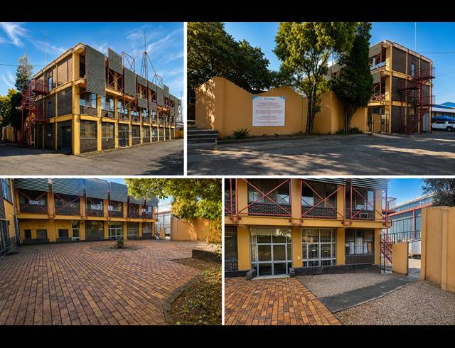 Office property to rent in KEW